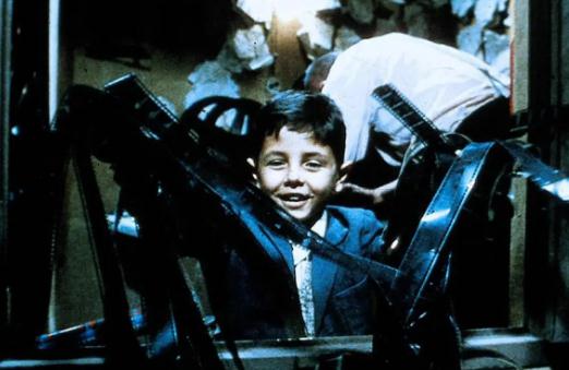 2022�����ʺ�ѧ��������־��Ӱ����Щ